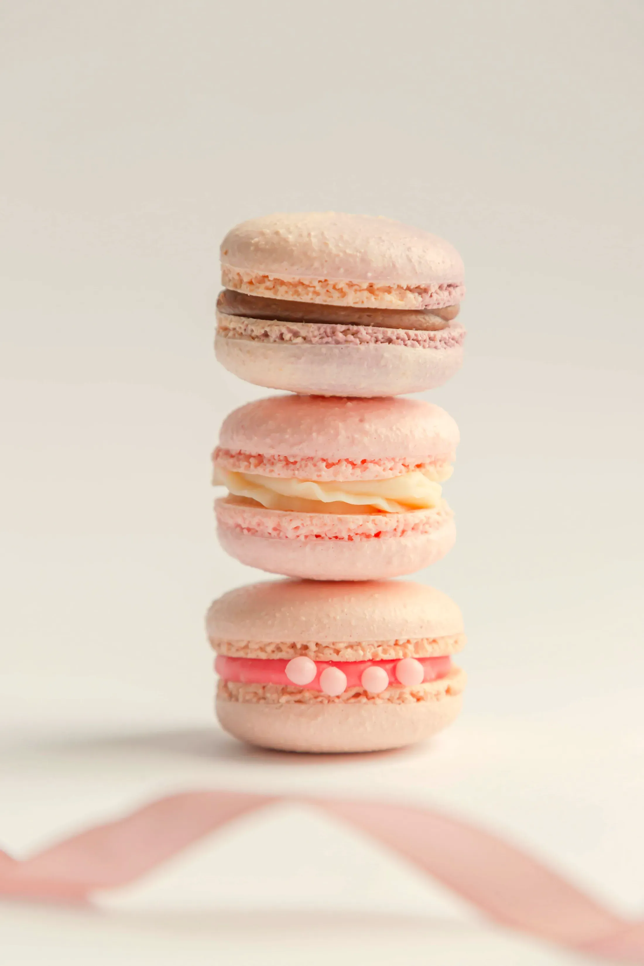 I macarons rosa impilati