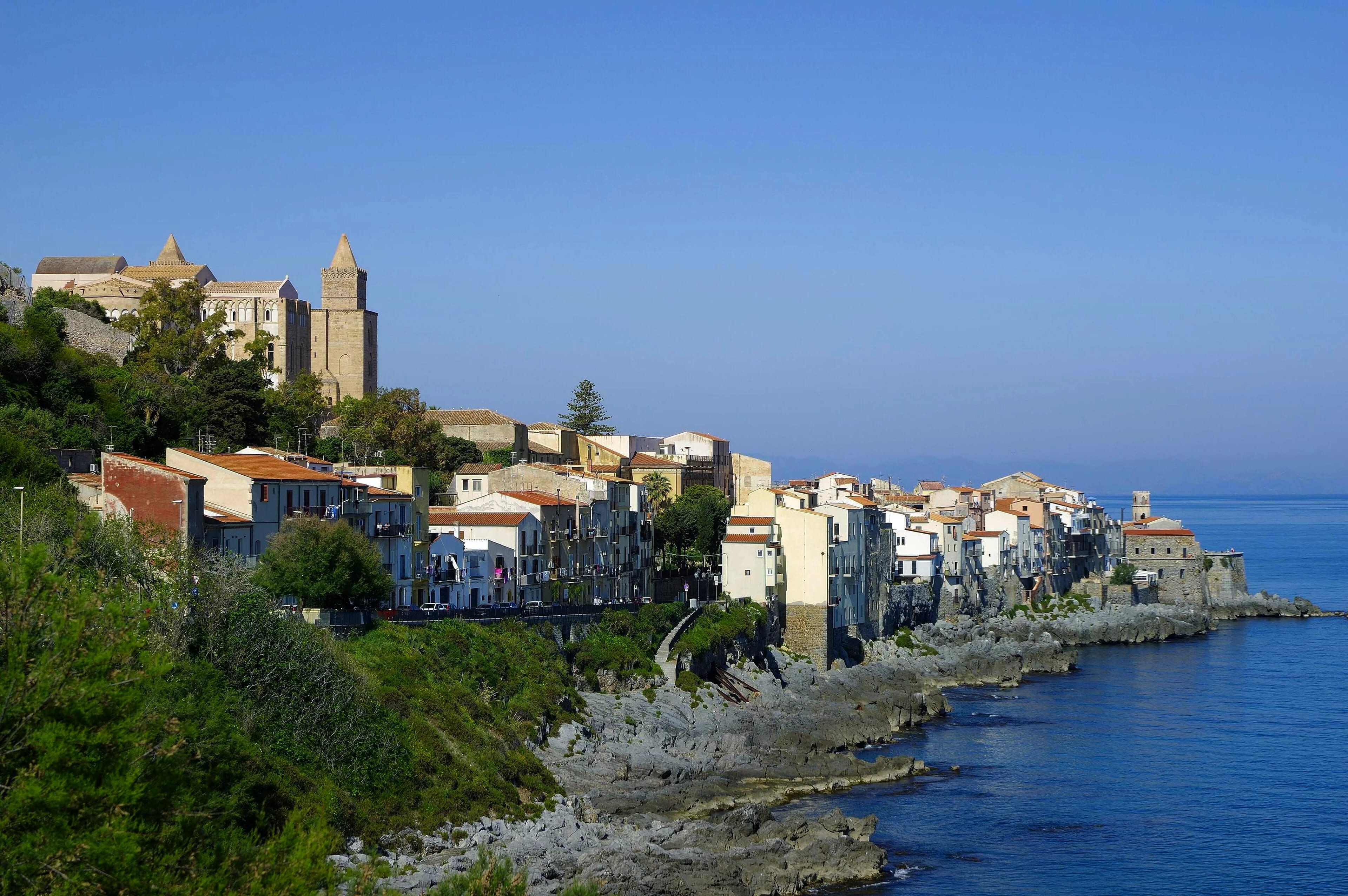 Cefalù vista dal mare