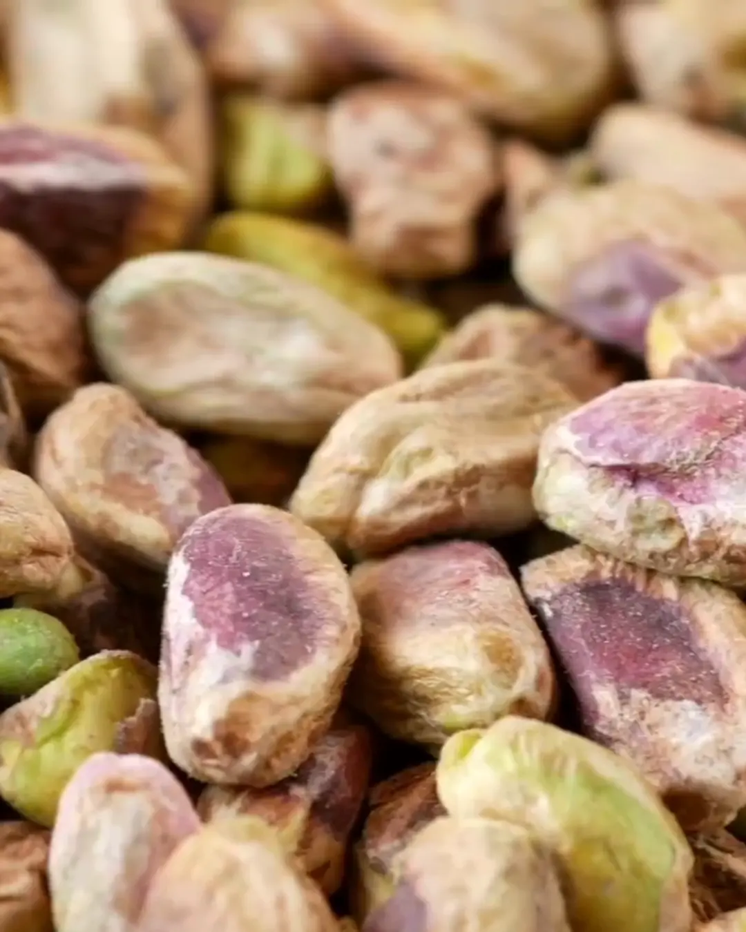 Pistacchi sgusciati, verdi, da vicino
